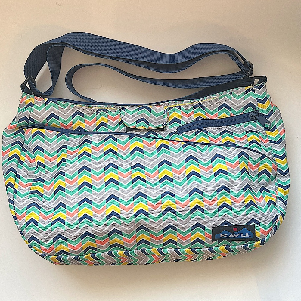 Kavu Multicolor Chevron Shoulder Bag